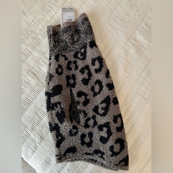 NWT Barefoot Dreams Dog Sweater Size L - Picture 3 of 3